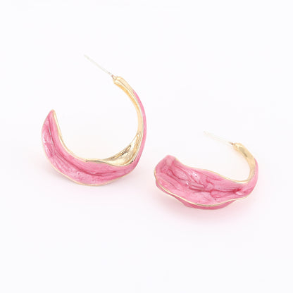 Klassinen Korvarengas ajattomalla viehätyksellä