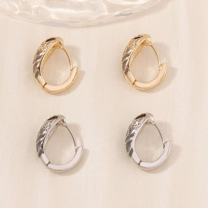 Klassinen Korvarengas ajattomalla viehätyksellä