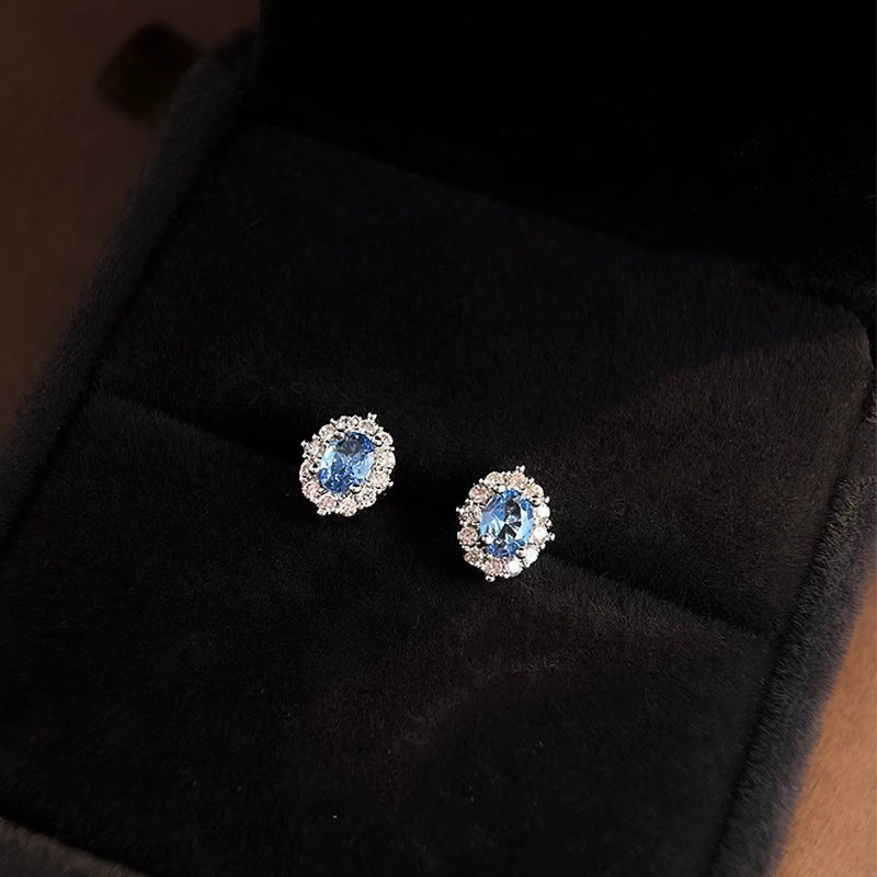 Klassinen Korvarengas ajattomalla viehätyksellä