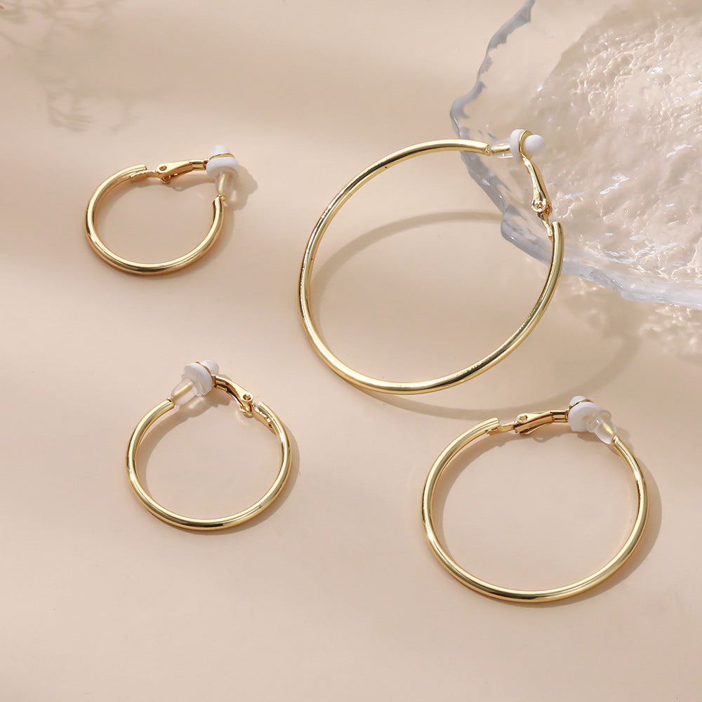 Kaunis Kulta Korusetti ainutlaatuisella tyylillä