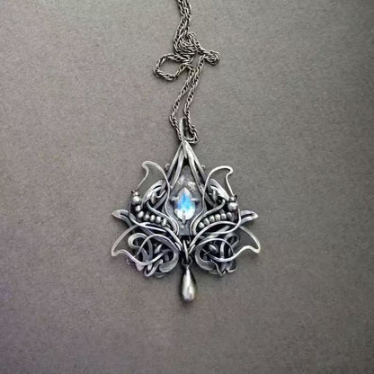 Herkkä käsityö Koru