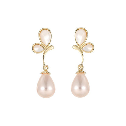 Romanttinen Helmi Korvarengas erityisiin hetkiin