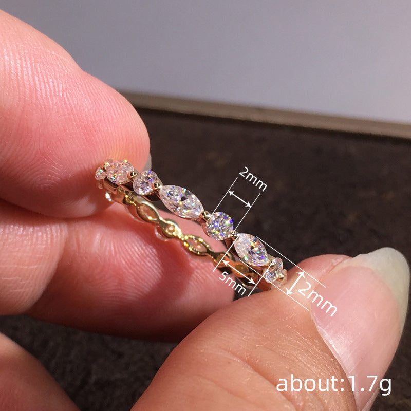 Elegantti Sormus jokaiseen tilaisuuteen