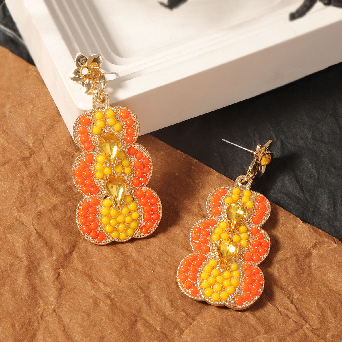 Klassinen Korvarengas ajattomalla viehätyksellä