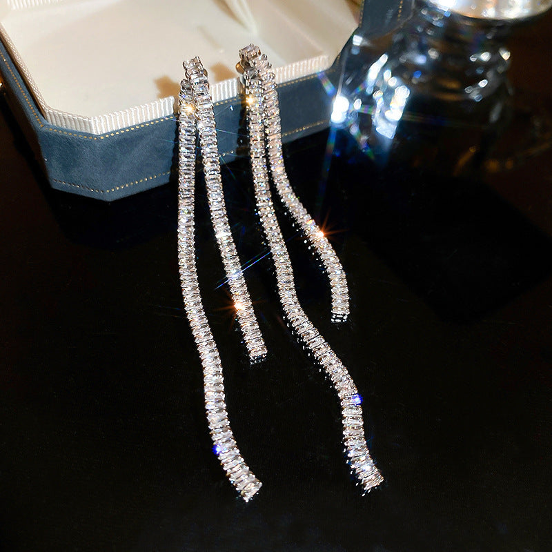 Klassinen Korvarengas ajattomalla viehätyksellä