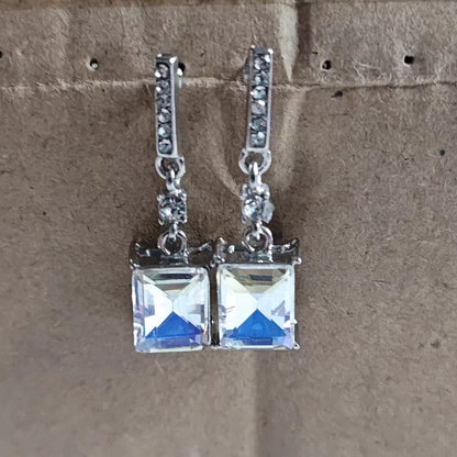 Hurmaava Korvarengas jokaiseen tilaisuuteen