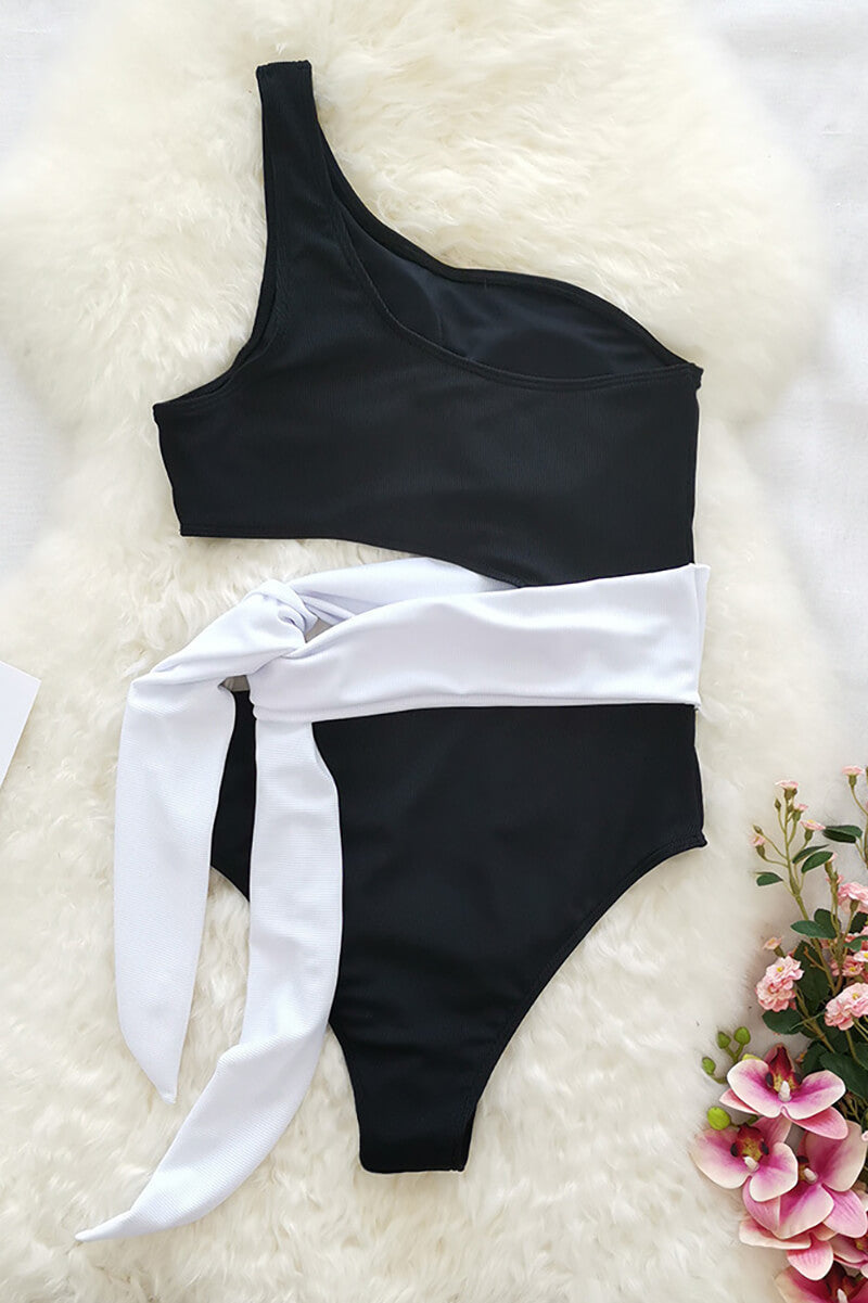 Sophisticated Garment with a Clean Classic Look