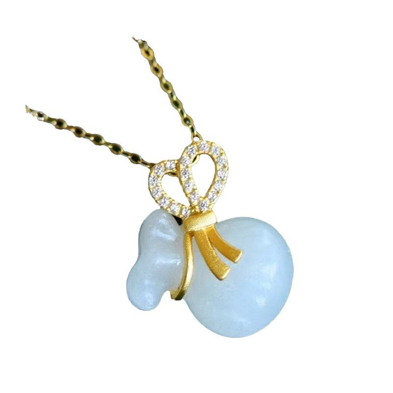 Klassinen Hopea Kaulakoru ajattomalla viehätyksellä