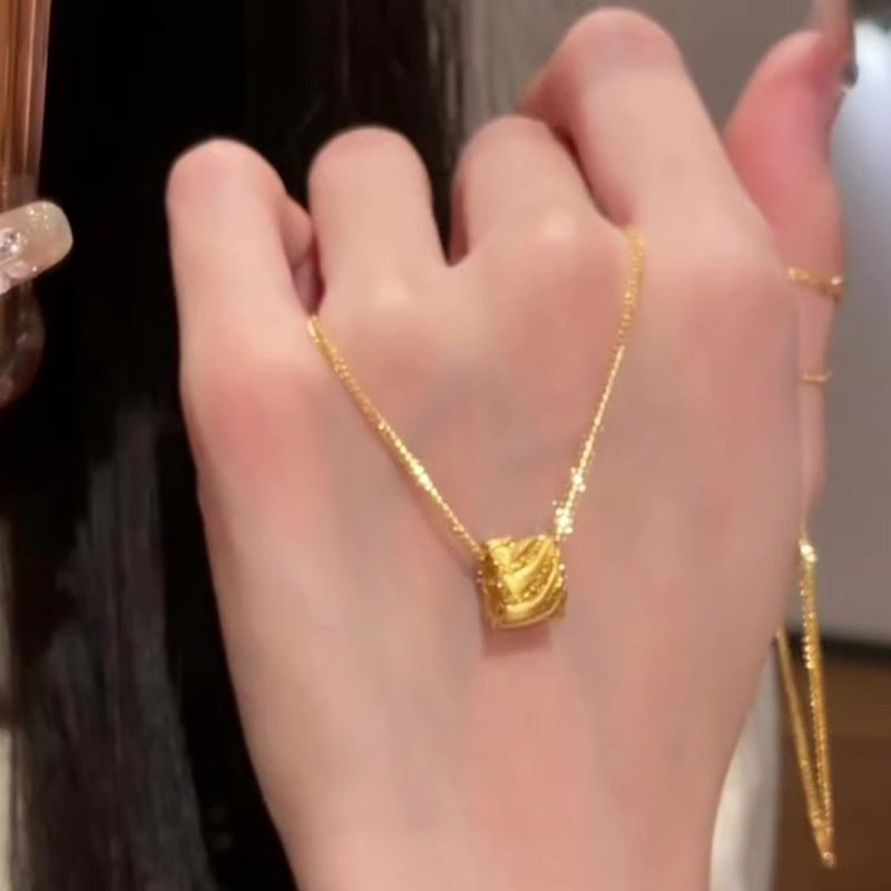 Hurmaava Koru jokaiseen tilaisuuteen