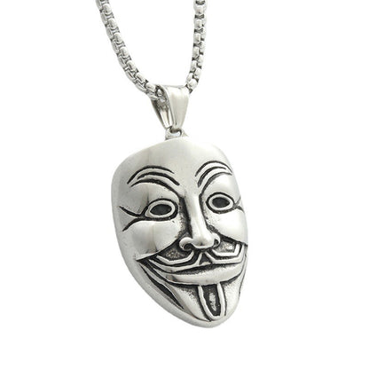 Klassinen Riipus ajattomalla viehätyksellä