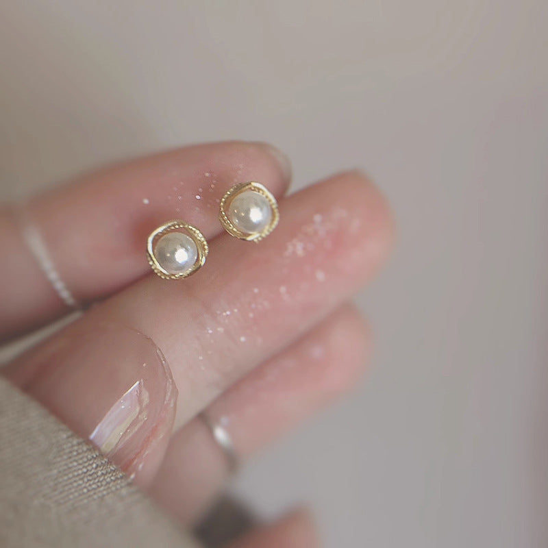 Elegantti Helmi Korvarengas jokaiseen tilaisuuteen