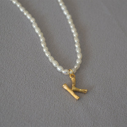 Hurmaava Helmi Kaulakoru jokaiseen tilaisuuteen