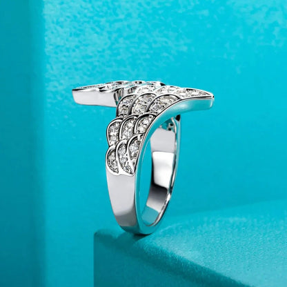 Hurmaava Sormus jokaiseen tilaisuuteen