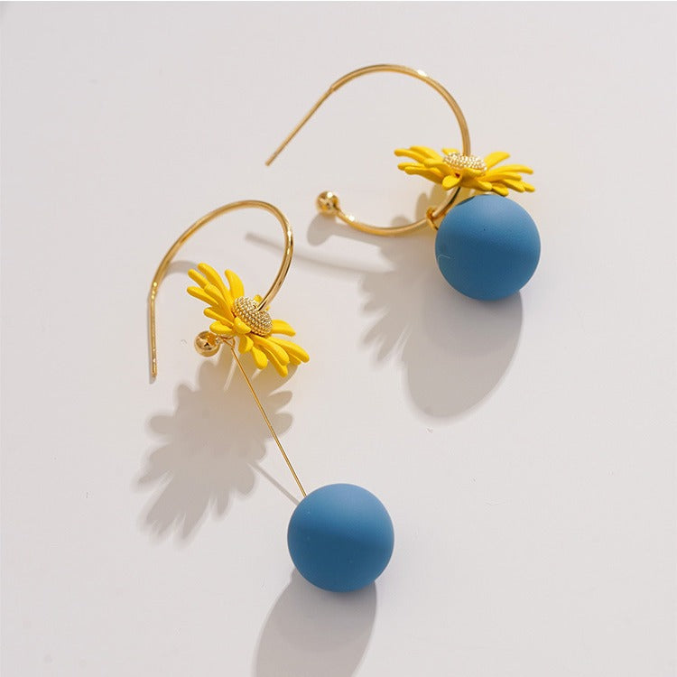 Kaunis Korvarengas ainutlaatuisella tyylillä