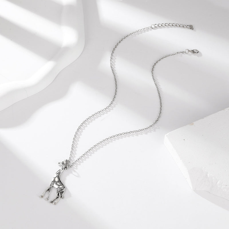 Klassinen Kaulakoru ajattomalla viehätyksellä