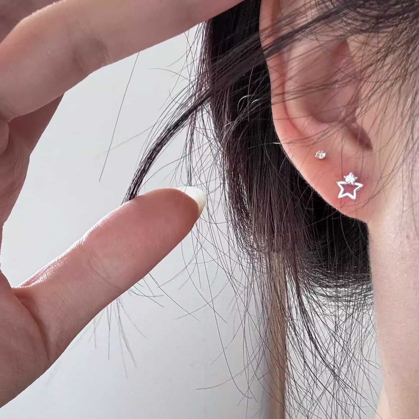 Elegantti Korvarengas jokaiseen tilaisuuteen