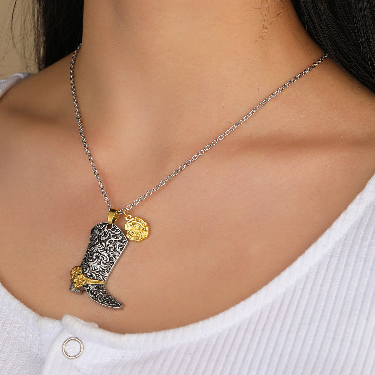 Herkkä käsityö Koru