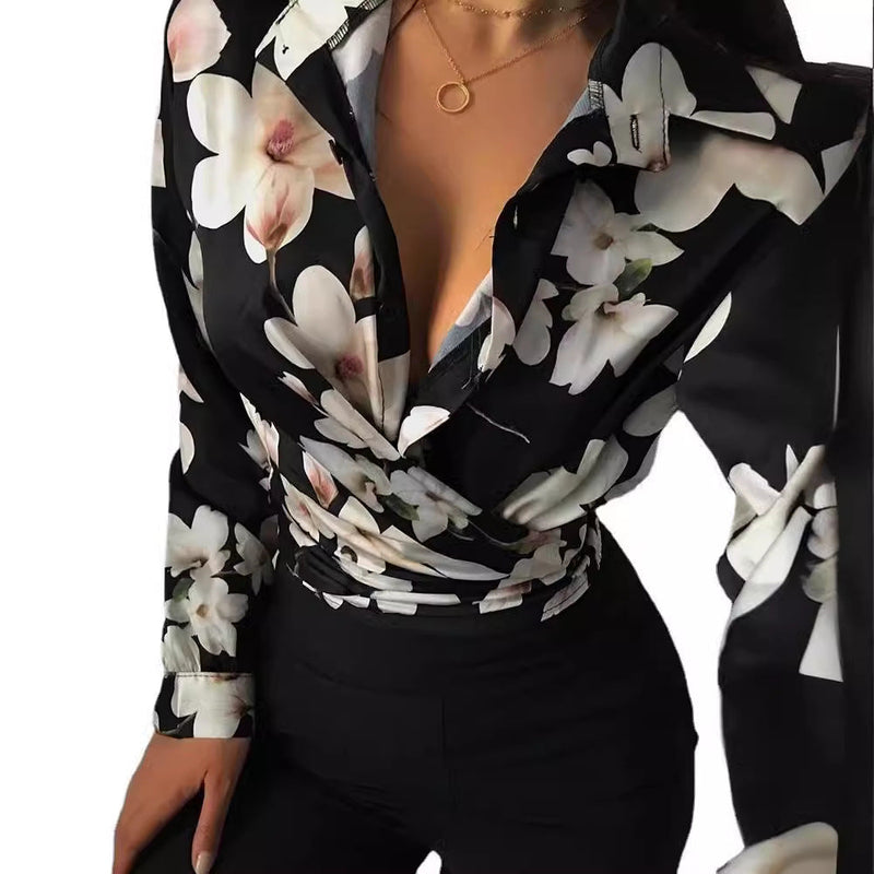 Well Tailored Blouse with a Graceful Silhouette
