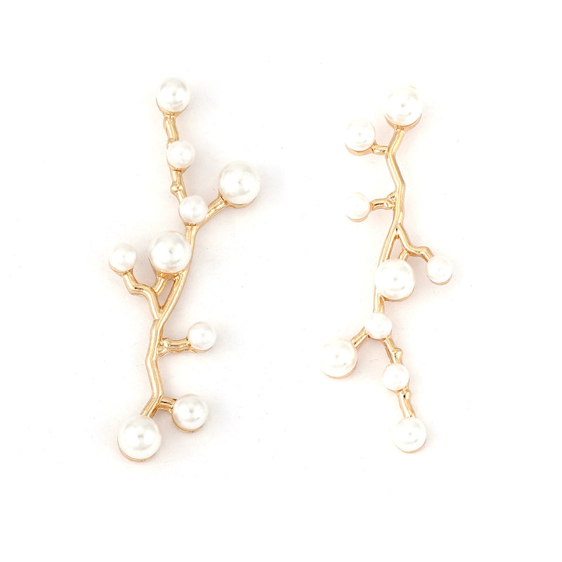 Klassinen Helmi Korvarengas ajattomalla viehätyksellä