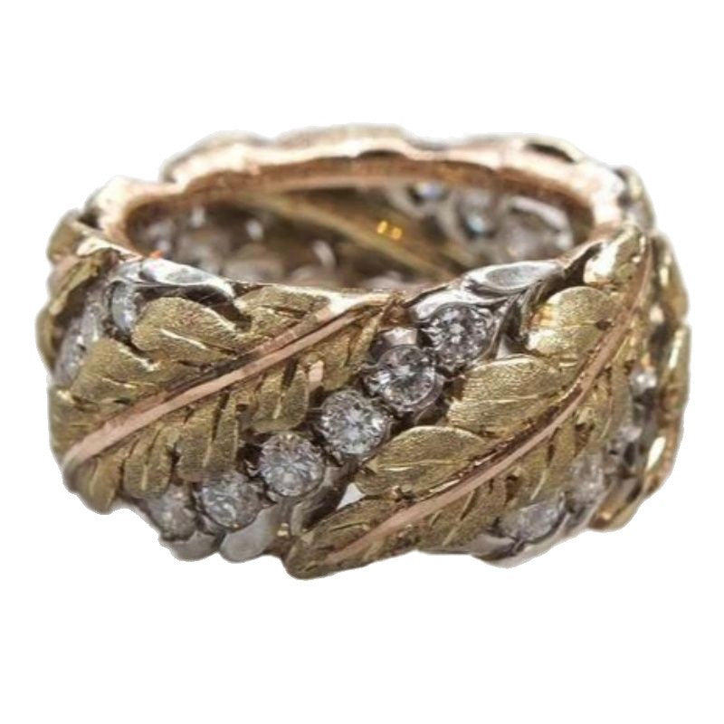 Kaunis Kulta Sormus ainutlaatuisella tyylillä