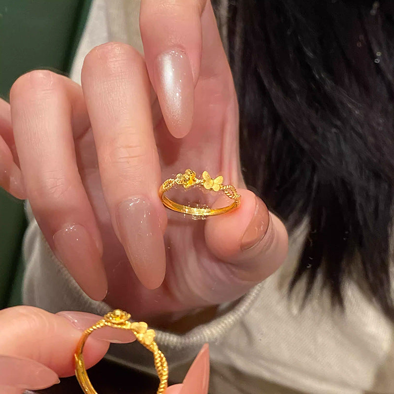 Upea Kulta Sormus päivittäiseen käyttöön