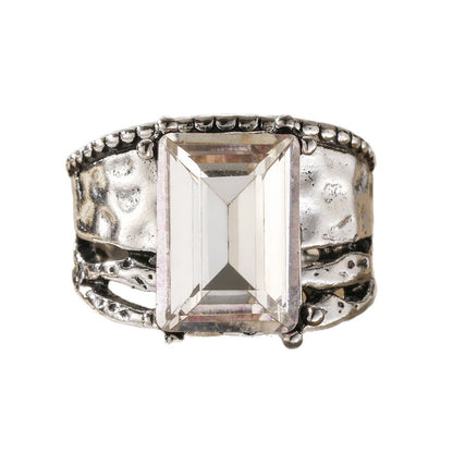 Romanttinen Sormus erityisiin hetkiin