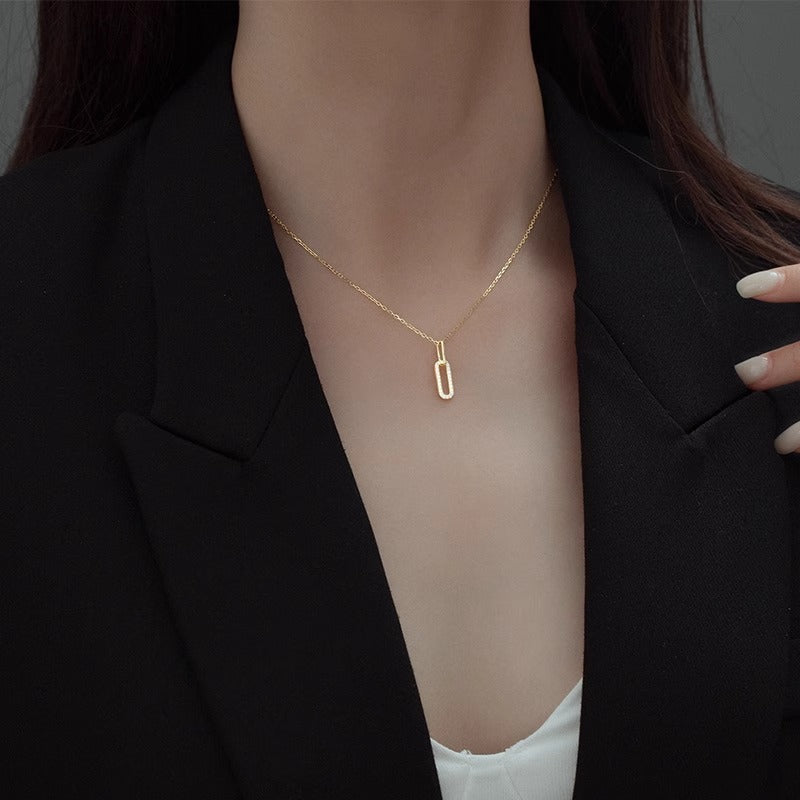 Käsintehty vintage Kaulakoru