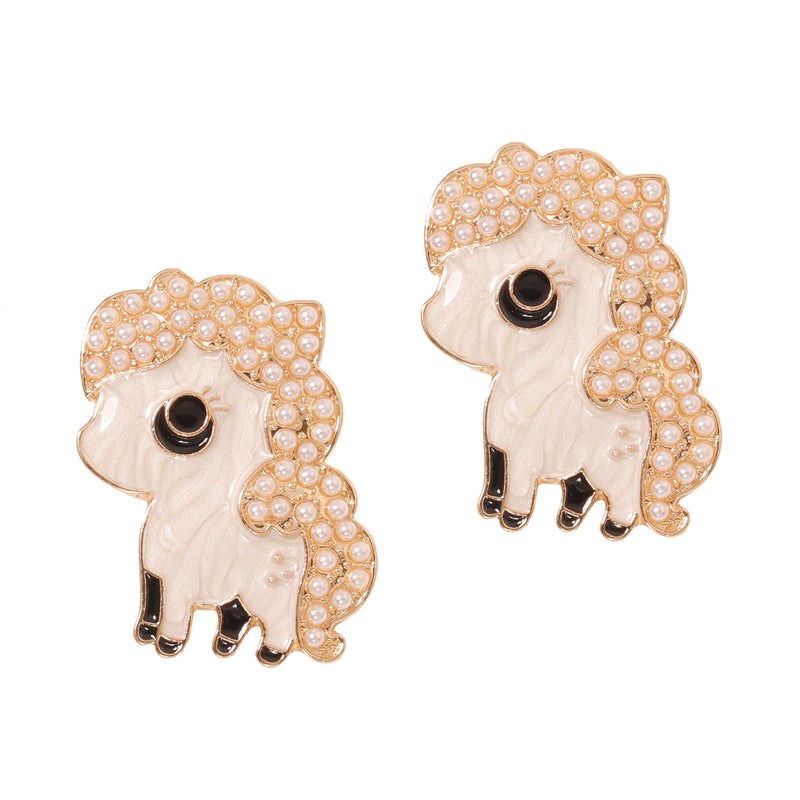 Klassinen Helmi Korvarengas ajattomalla viehätyksellä