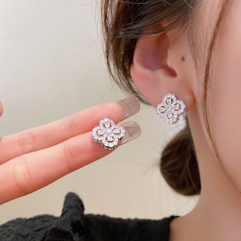 Herkkä käsityö Korvarengas