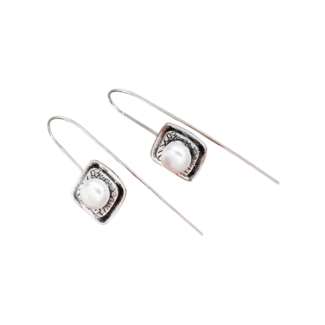 Käsintehty vintage Helmi Korvarengas