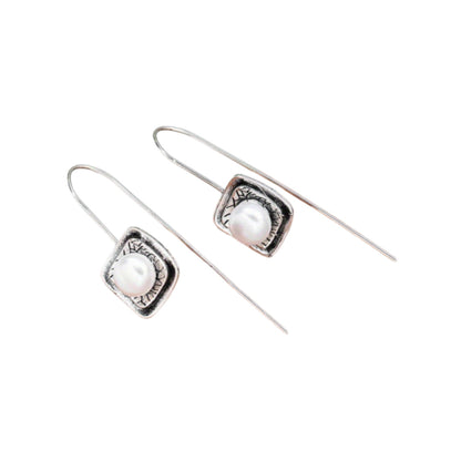 Käsintehty vintage Helmi Korvarengas