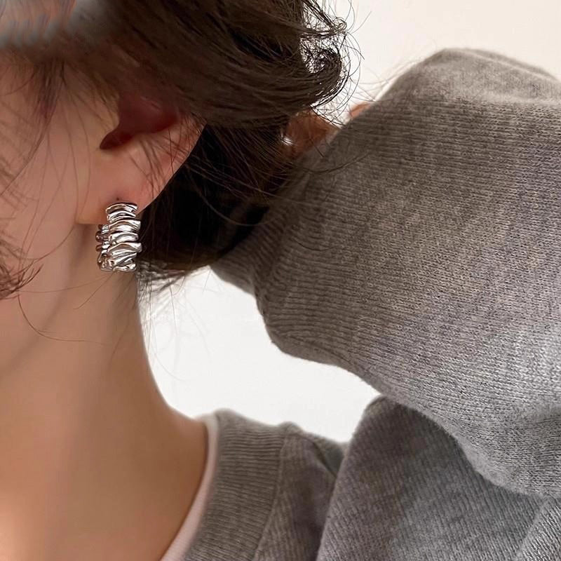 Elegantti Korvarengas jokaiseen tilaisuuteen