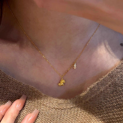 Klassinen Kulta Kaulakoru ajattomalla viehätyksellä