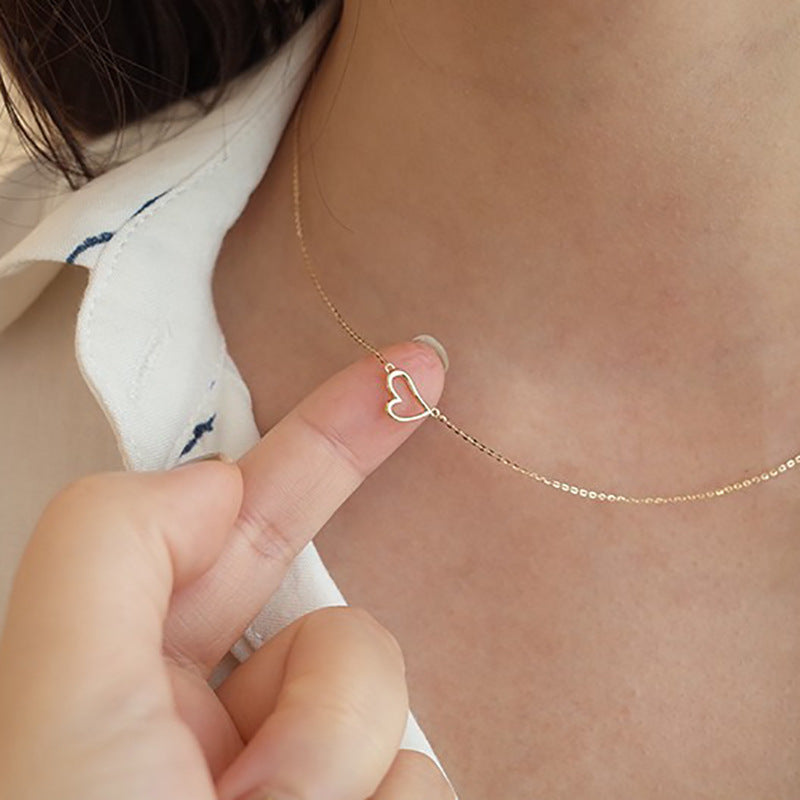 Klassinen Kaulakoru ajattomalla viehätyksellä