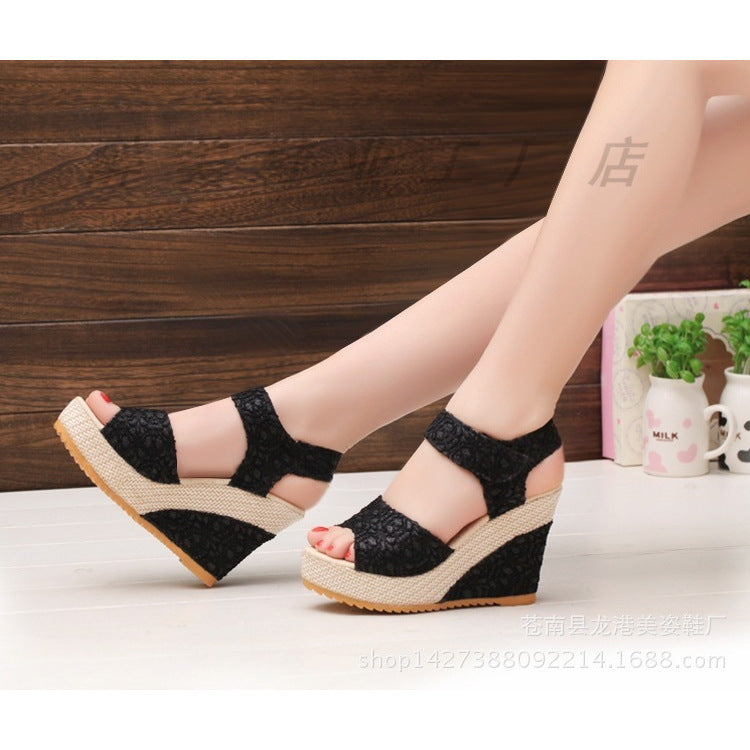 Tyylikeät Ortopediset Sandaalit Jokaiseen Tilaisuuteen