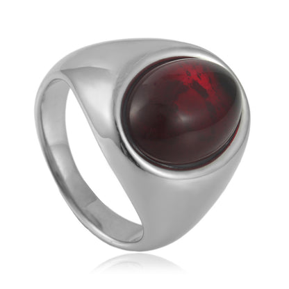 Klassinen Sormus ajattomalla viehätyksellä