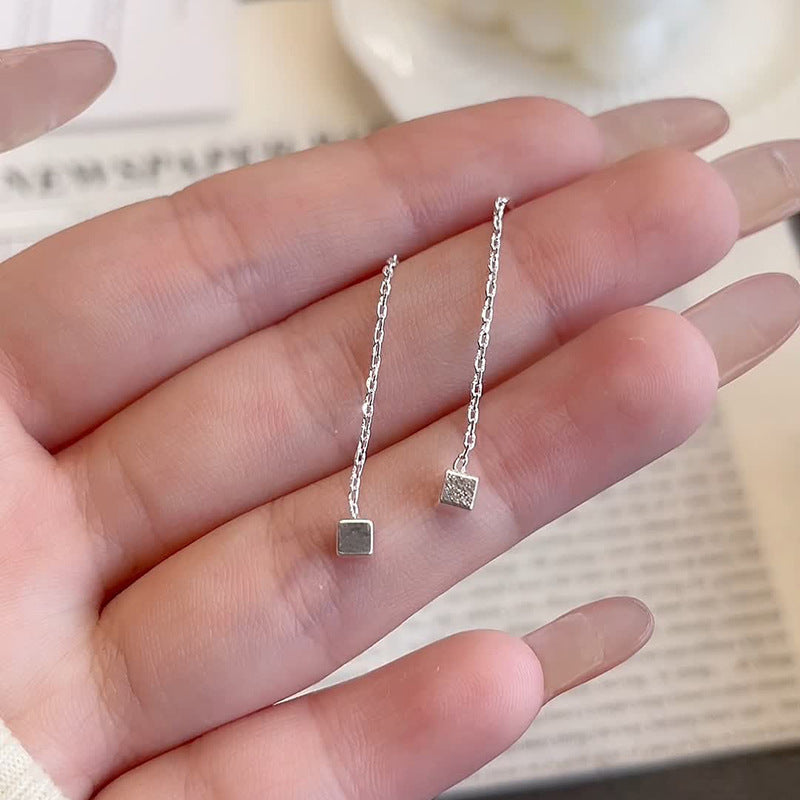 Klassinen Korvarengas ajattomalla viehätyksellä