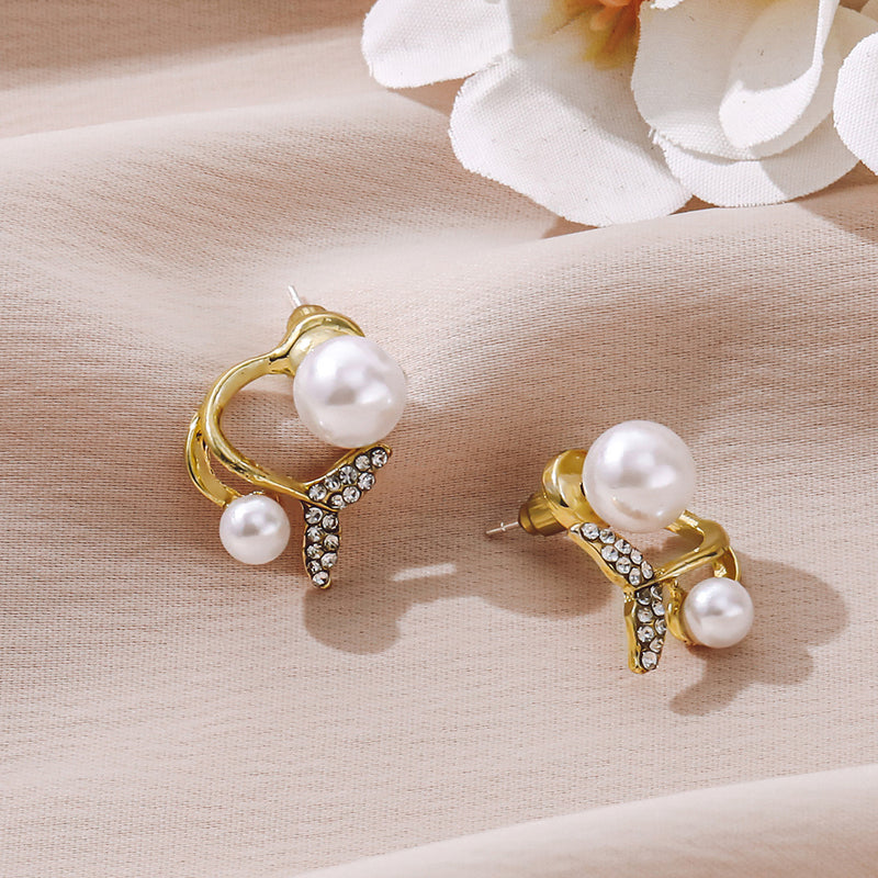 Hurmaava Kulta Korvarengas jokaiseen tilaisuuteen