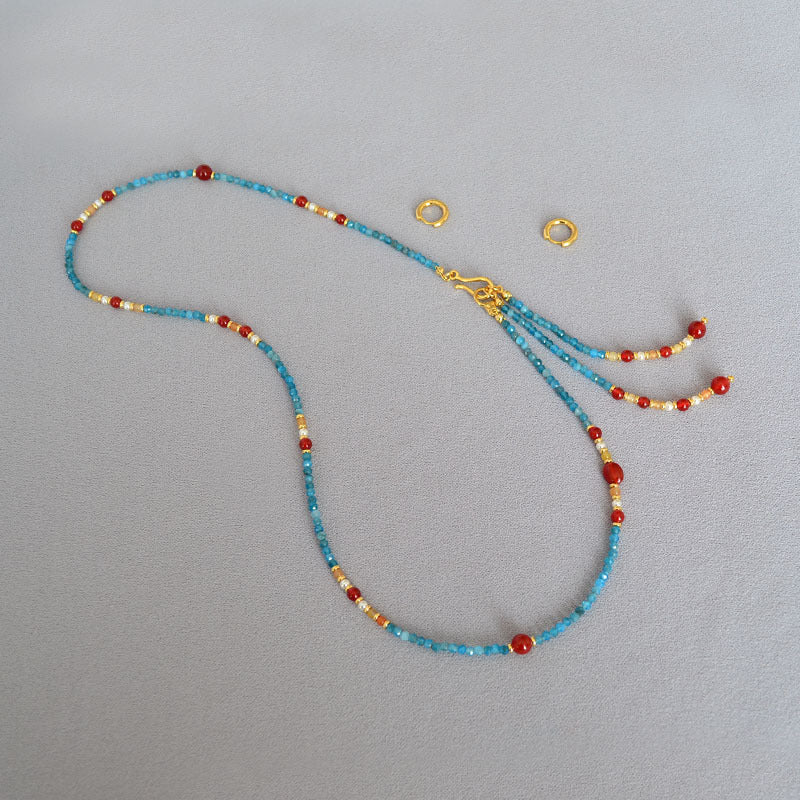 Käsintehty vintage Kaulakoru