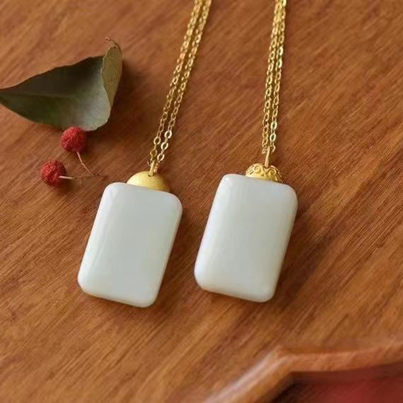 Upea Hopea Riipus päivittäiseen käyttöön