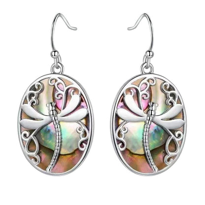 Hurmaava Sormus jokaiseen tilaisuuteen