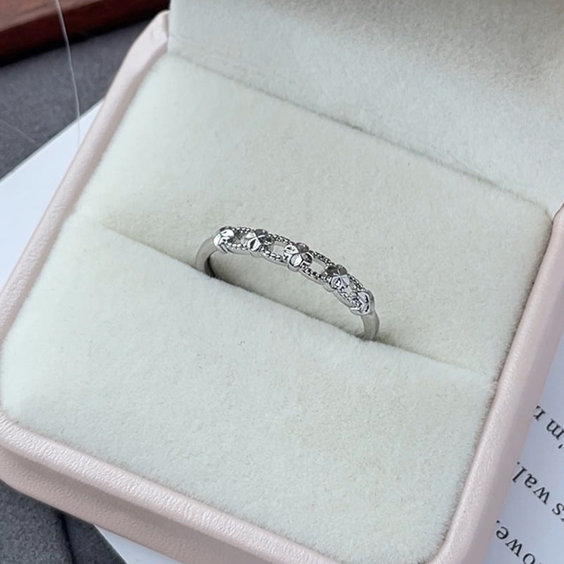 Herkkä käsityö Sormus