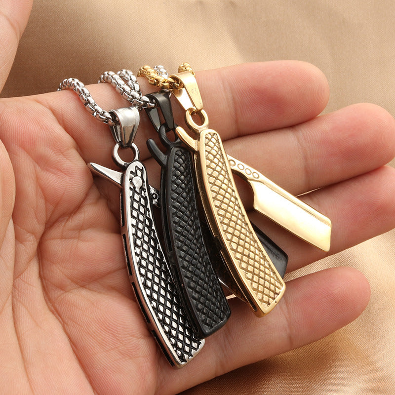 Klassinen Riipus ajattomalla viehätyksellä