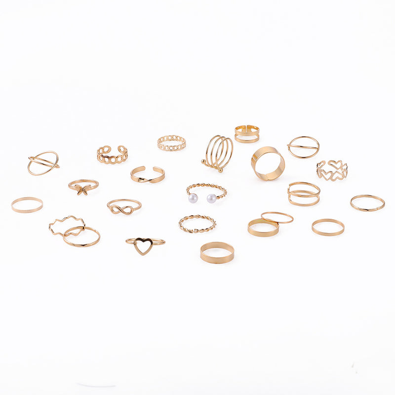 Hurmaava Kulta Korusetti jokaiseen tilaisuuteen