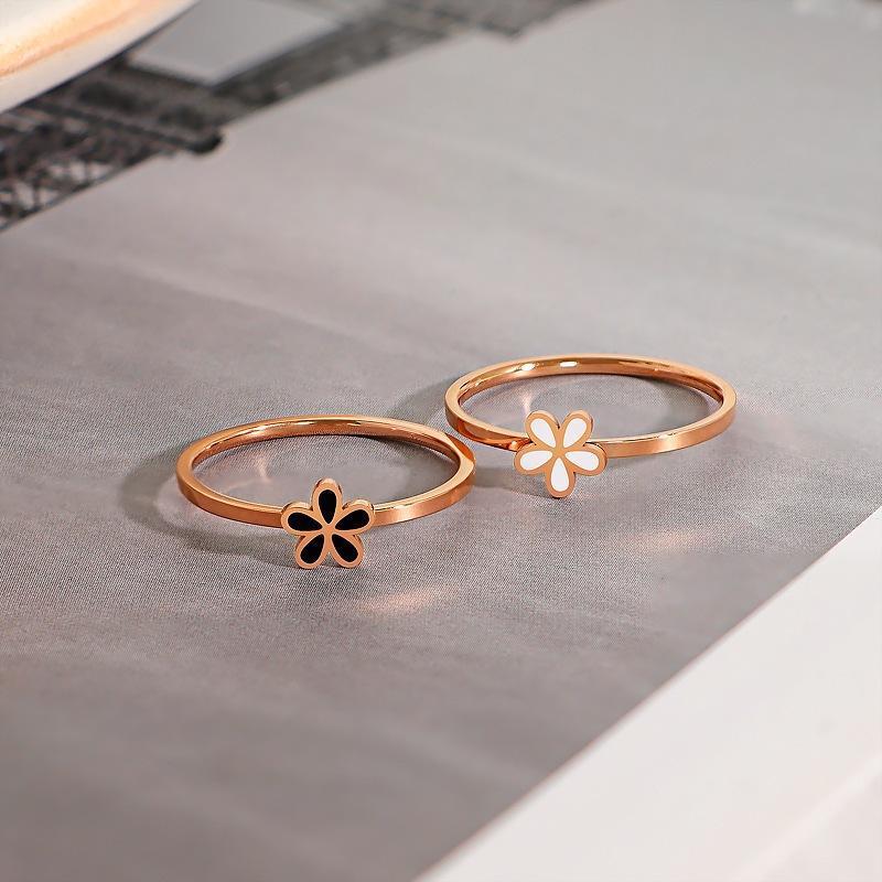 Elegantti Koru jokaiseen tilaisuuteen