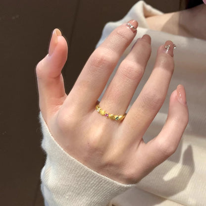 Romanttinen Sormus erityisiin hetkiin