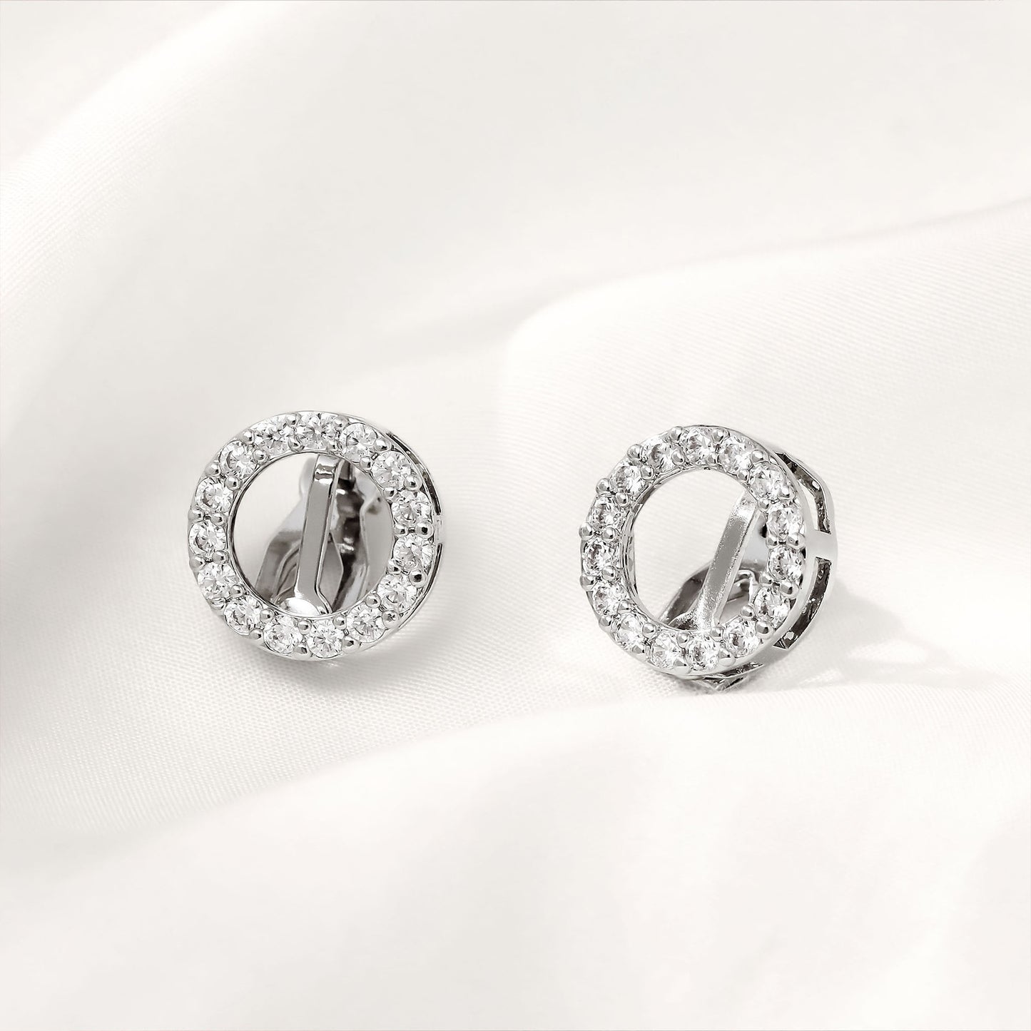 Romanttinen Korvarengas erityisiin hetkiin