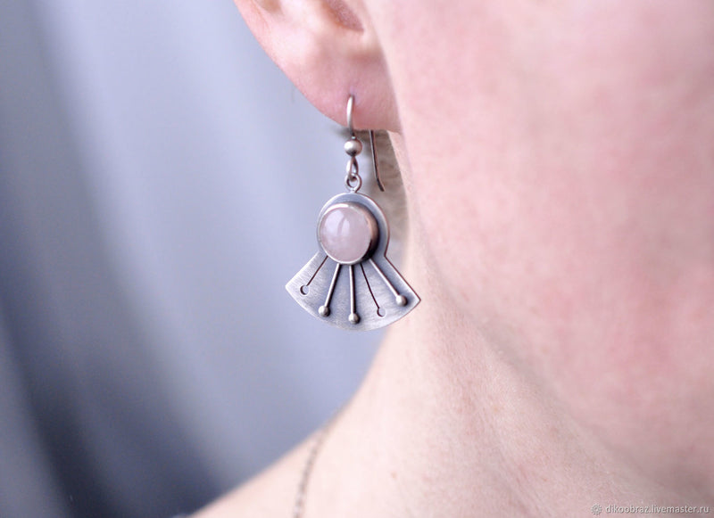 Elegantti Korvarengas jokaiseen tilaisuuteen