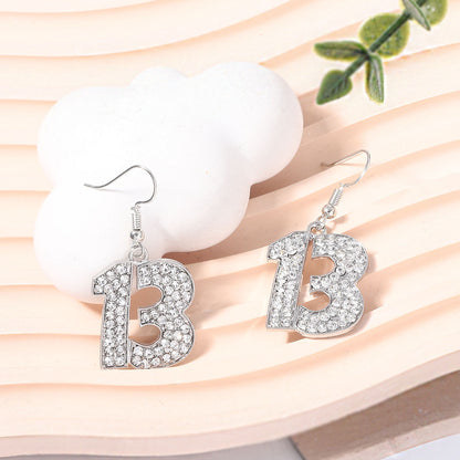 Hurmaava Korvarengas jokaiseen tilaisuuteen