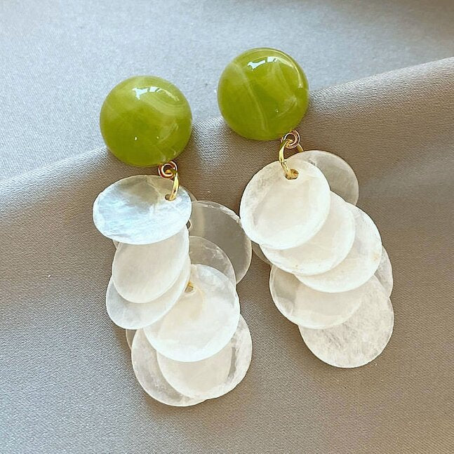 Romanttinen Korvarengas erityisiin hetkiin